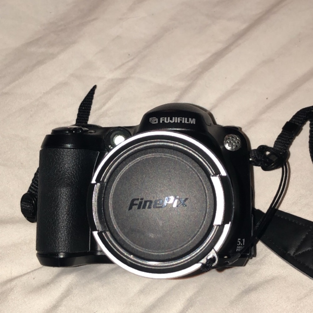 Camera - Picture 3 of 7